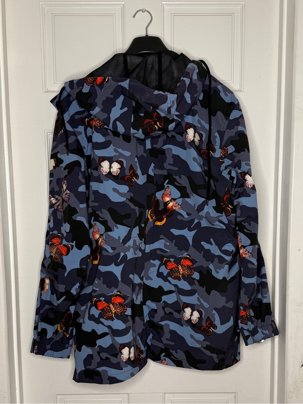 Paisley &Gray Blue Camouflage Raincoat with Butterfly Print - Picture 6 of 7